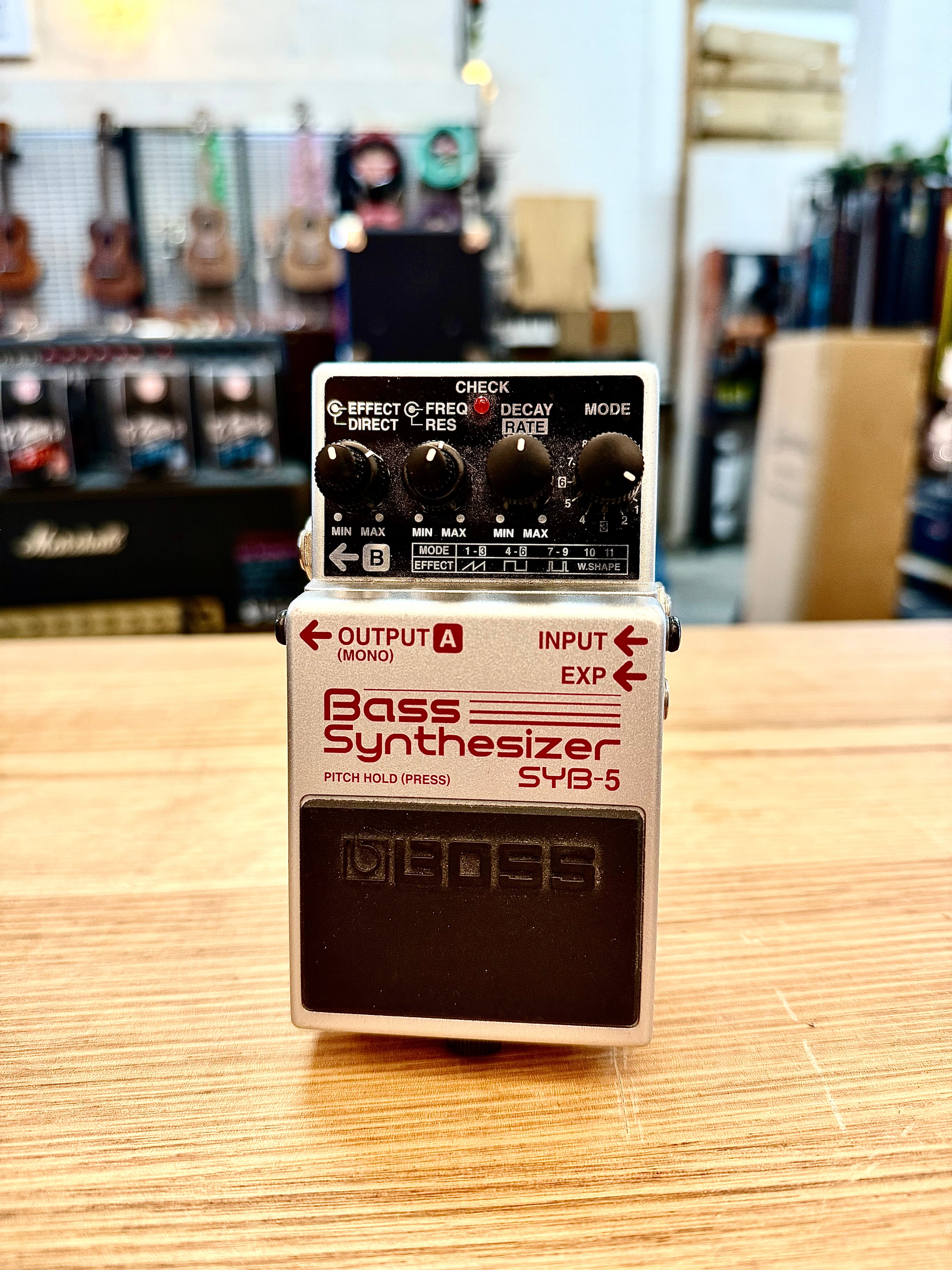 BOSS | SYB-5 | Bass Synthesizer | Pre-Loved BOSS | SYB-5 | Bass Synthesizer | Pre-Loved